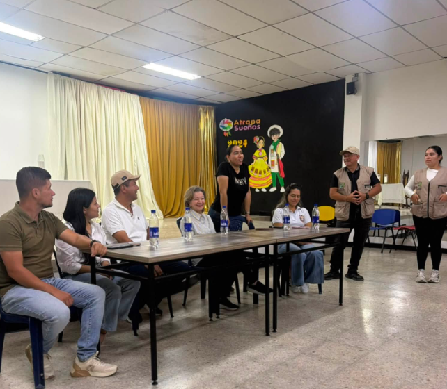 La secretaria de Salud del Valle visitó El Cairo para conocer de cerca la situación del municipio